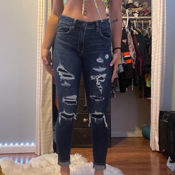 American eagle distressed jeans dark wash - Picture 3 of 3